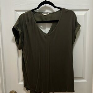 Green blouse, medium